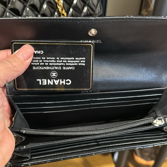 SOLD-Chanel Patent Wallet - Picture 4 of 4